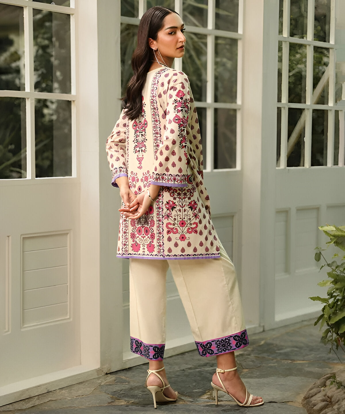 Orchid Charm 2 PC Suit